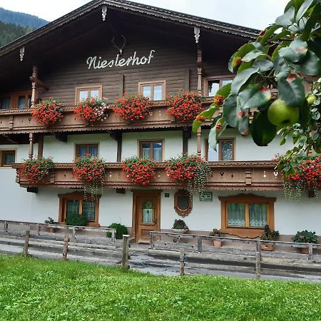 Nieslerhof Villa Mayrhofen Exterior photo