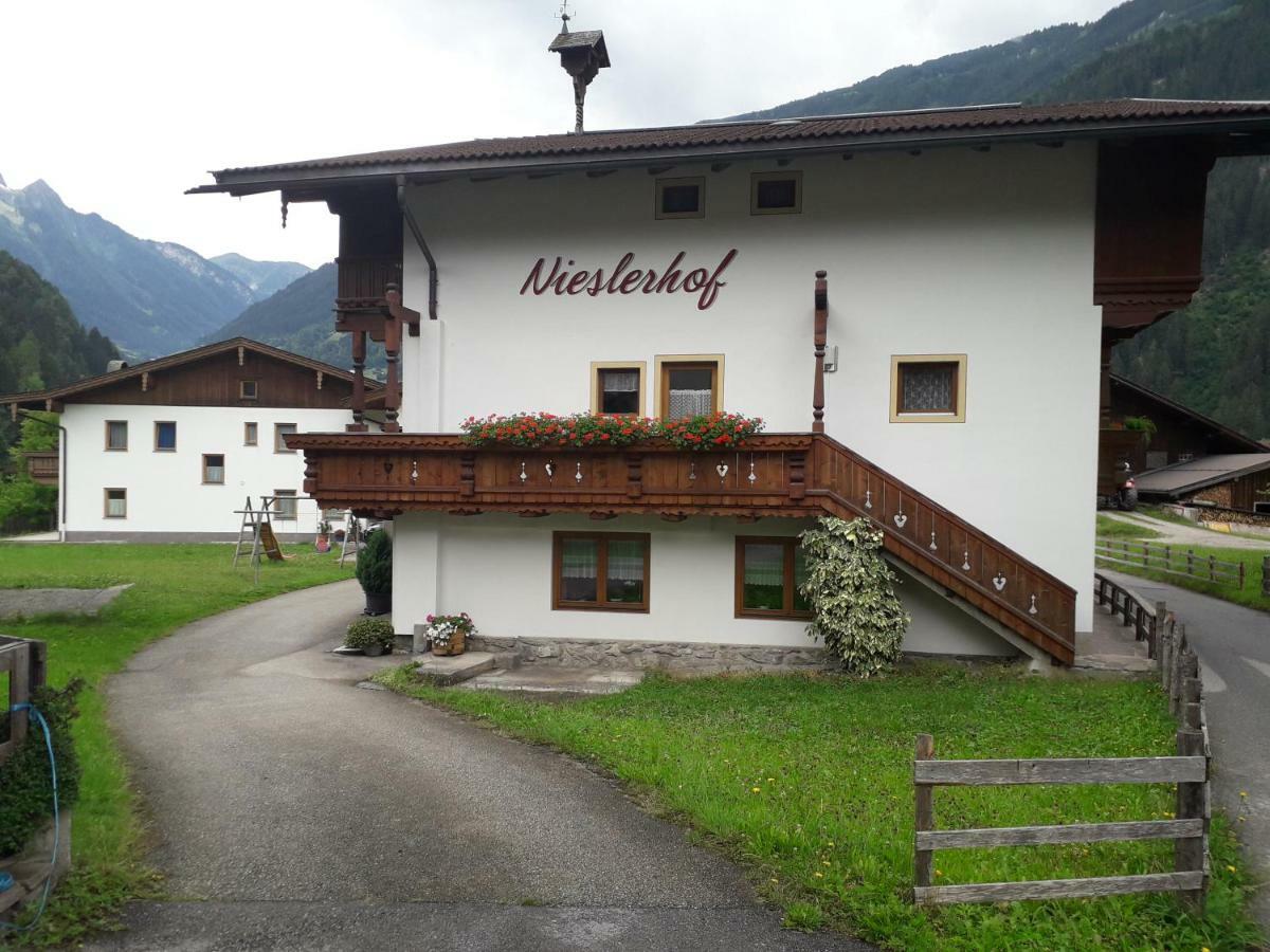 Nieslerhof Villa Mayrhofen Exterior photo